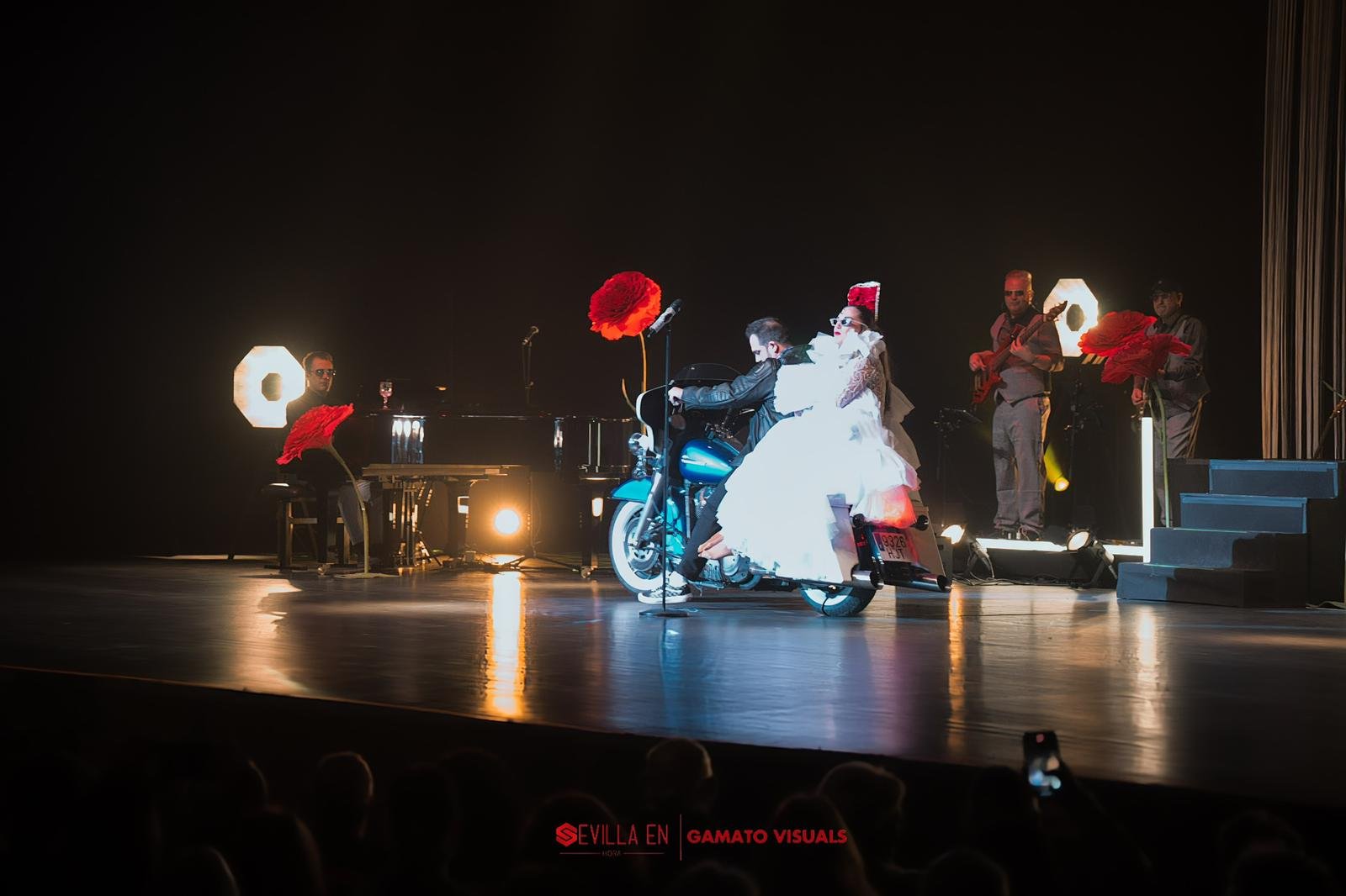 Laura Gallego BRILLA en un Cartuja Center con cartel de sold out