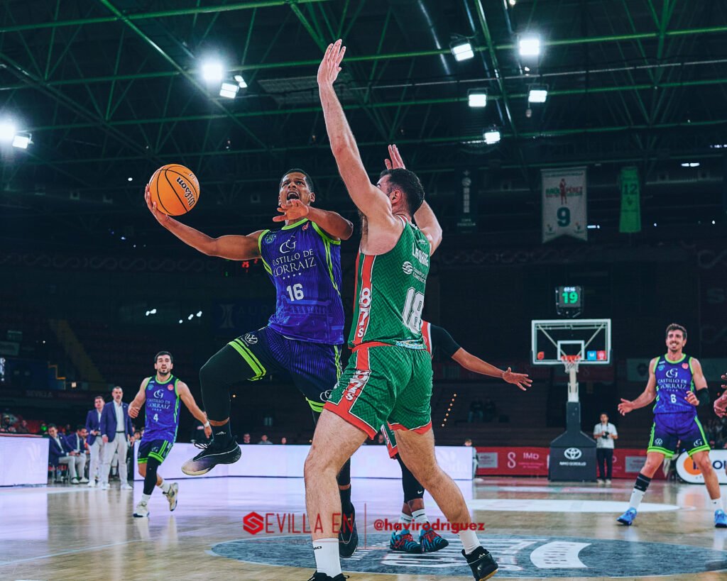 20260222_125927_9188_ILCE-7M3_Insolac-Caja-87-vs-Club-Baloncesto-Valle-de-Egues_1005-SEH-16.9-300-px-WM-1024x819