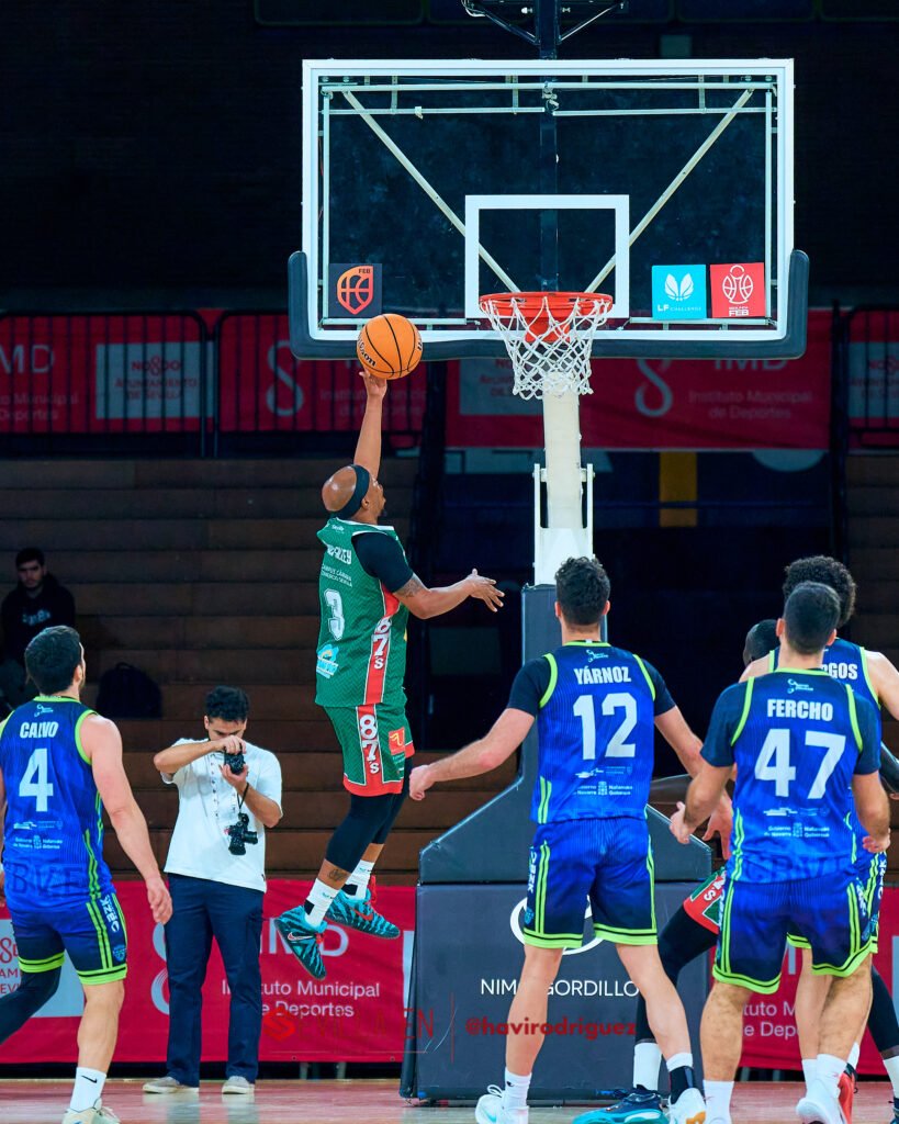 20260222_130248_9561_ILCE-7M4_Insolac-Caja-87-vs-Club-Baloncesto-Valle-de-Egues_0339-SEH-4.5-300-px-WM-819x1024