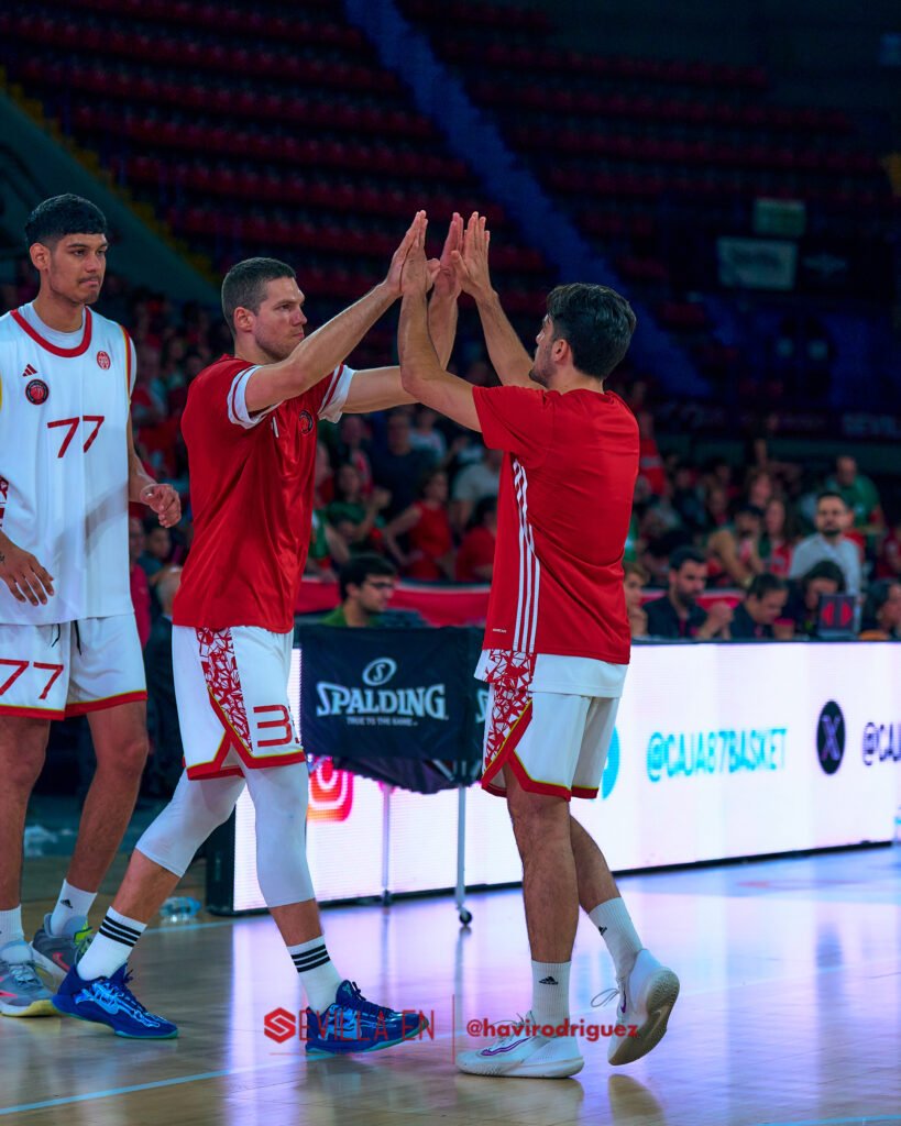 20260516_195359_9514_ILCE-7M4_Insolac-Caja-87-Basket-Spanish-Basketball-Academy_0173-SEH-4.5-300-px-WM-819x1024