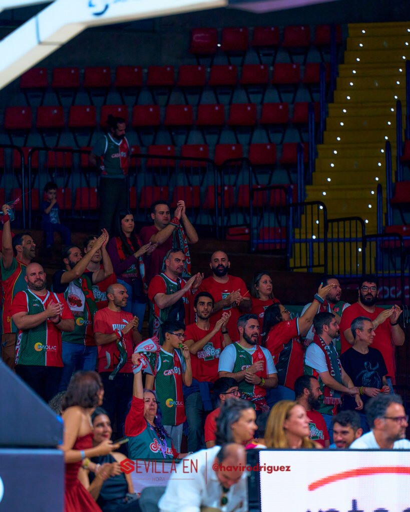 20260516_200015_9531_ILCE-7M4_Insolac-Caja-87-Basket-Spanish-Basketball-Academy_0190-SEH-4.5-300-px-WM-819x1024