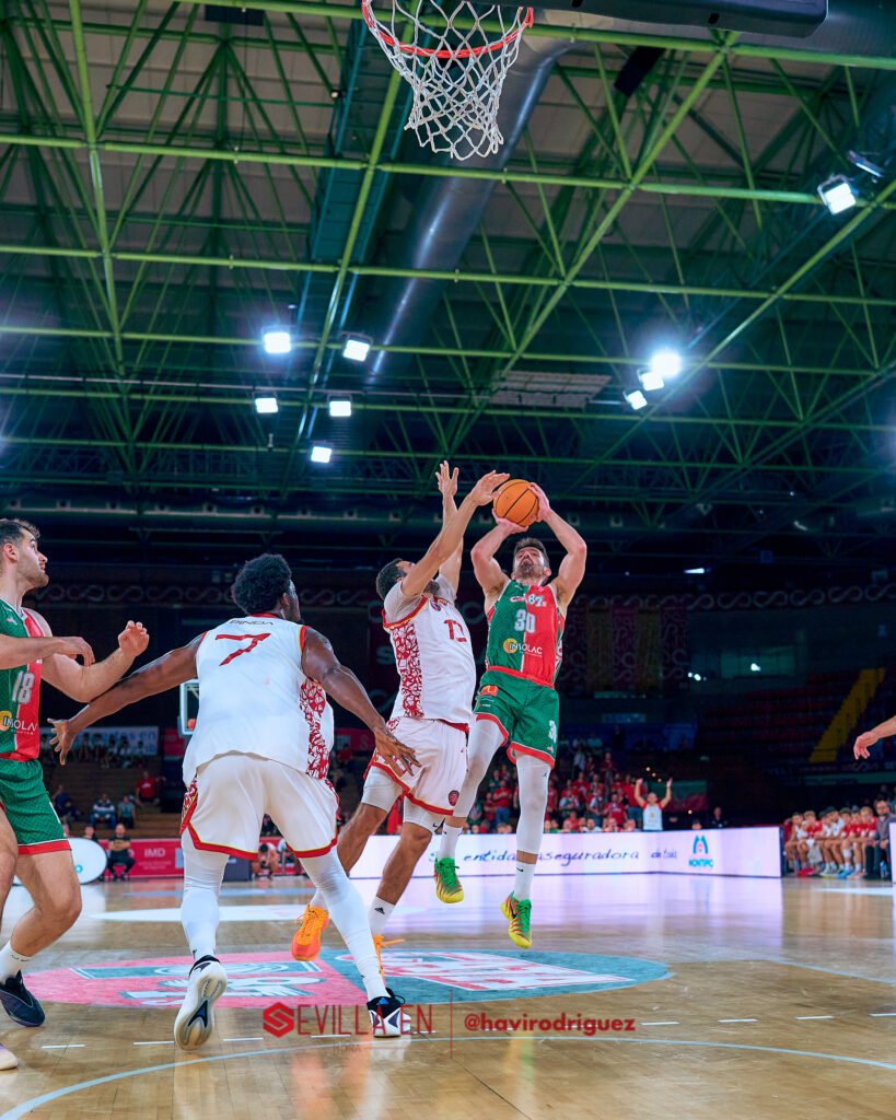 20260516_201317_4637_ILCE-7M3_Insolac-Caja-87-Basket-Spanish-Basketball-Academy_1009-SEH-4.5-300-px-WM-819x1024