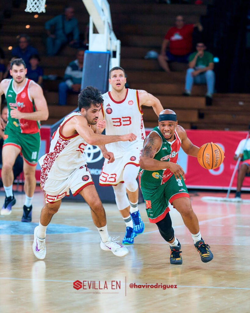 20260516_204526_9732_ILCE-7M4_Insolac-Caja-87-Basket-Spanish-Basketball-Academy_0391-SEH-4.5-300-px-WM-819x1024