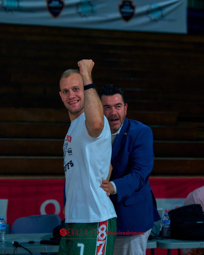 20260516_220658_0197_ILCE-7M4_Insolac-Caja-87-Basket-Spanish-Basketball-Academy_0855-SEH-4.5-300-px-WM-819x1024