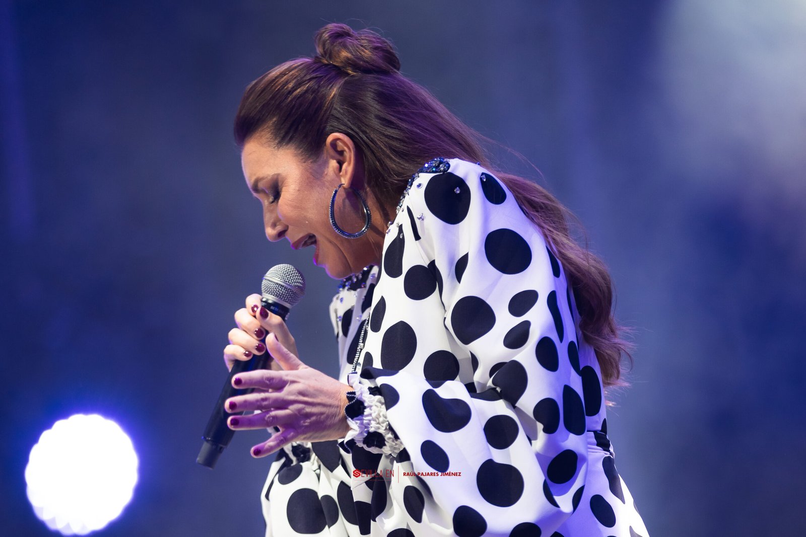 Niña Pastori convierte la Maestranza en una fiesta de flamenco, salsa y emoción